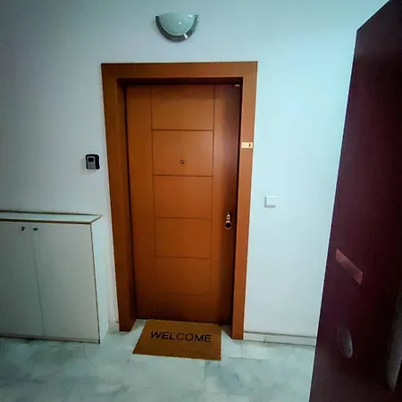 Cozy Apt! Friends & Family - Private Paid Parking Tesalónica Exterior foto