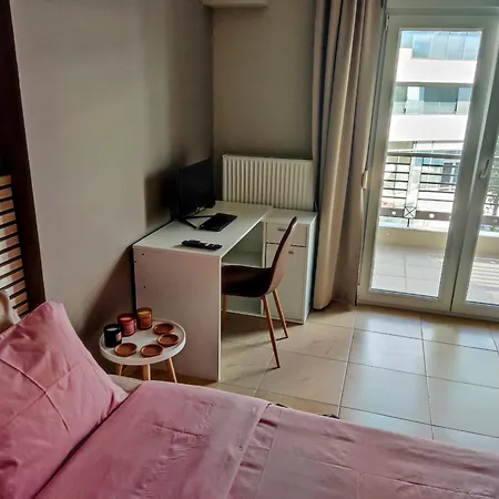 Cozy Apt! Friends & Family - Private Paid Parking Tesalónica Exterior foto