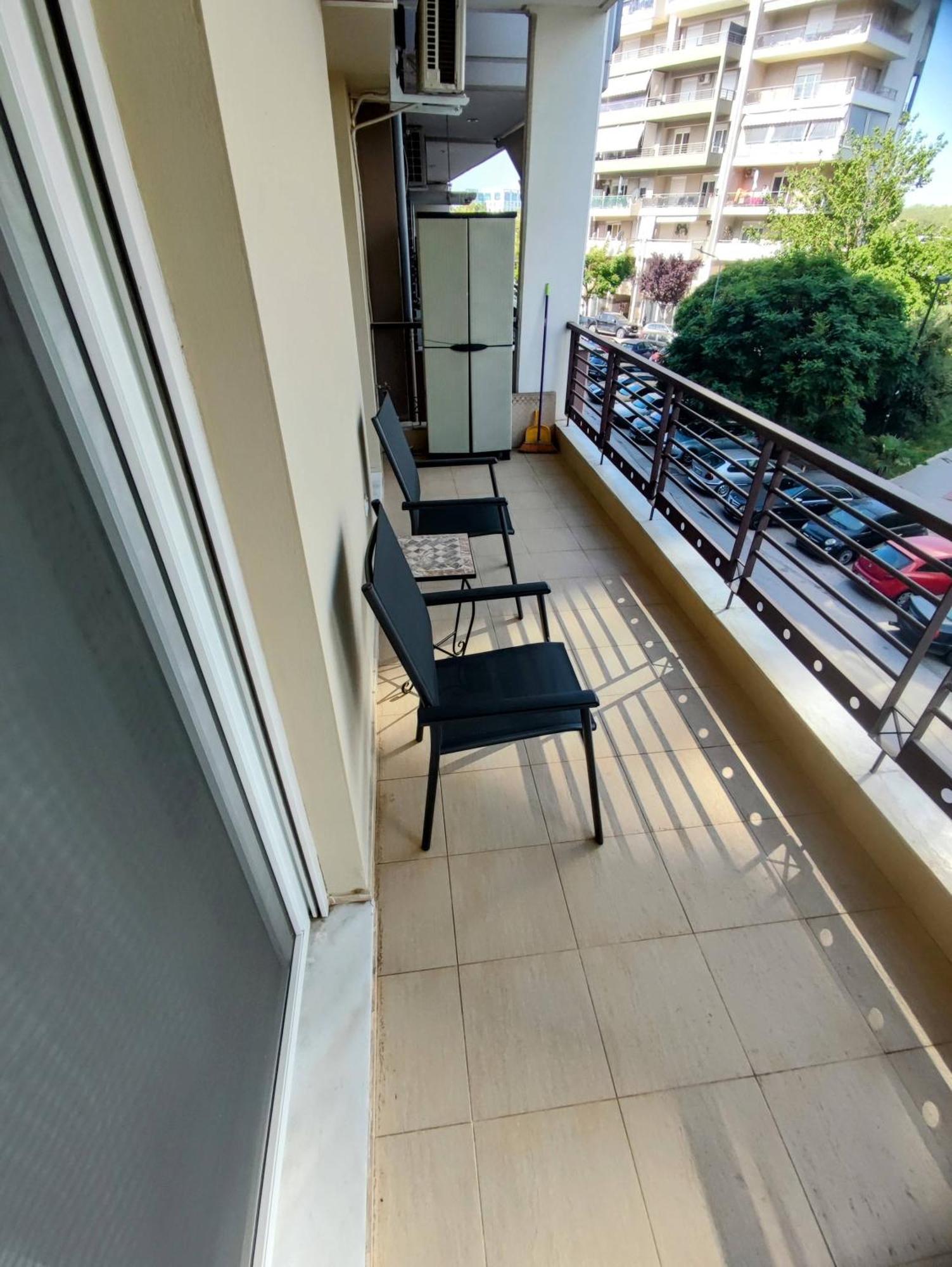 Cozy Apt! Friends & Family - Private Paid Parking Appartement